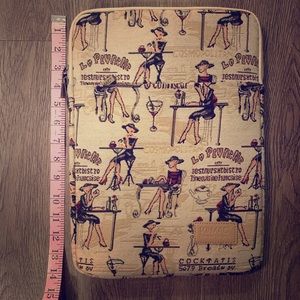 14” Tablet or Laptop Case with Pocket